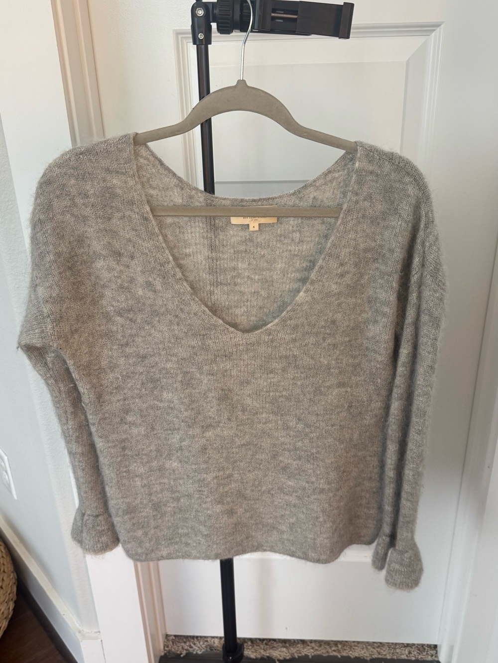 Sezane | Light Gray V-Neck Mohair-Blend Sweater women’s Small